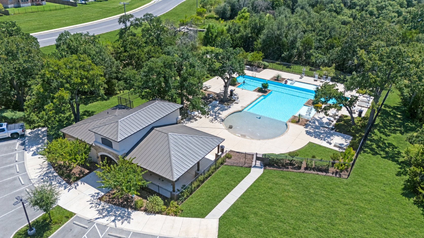 Community pool